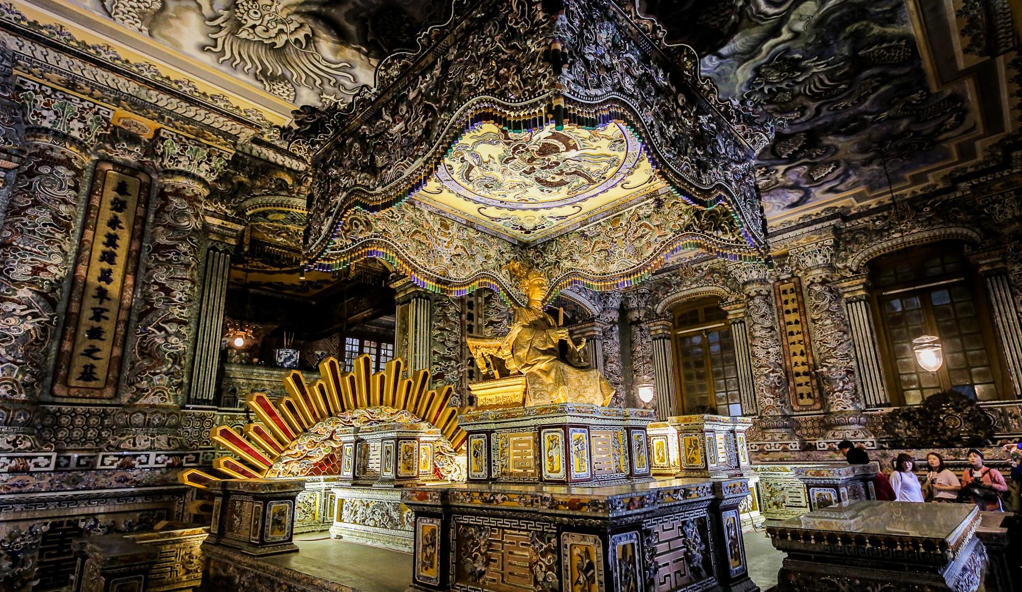 A Brief History of Vietnam Fine Arts