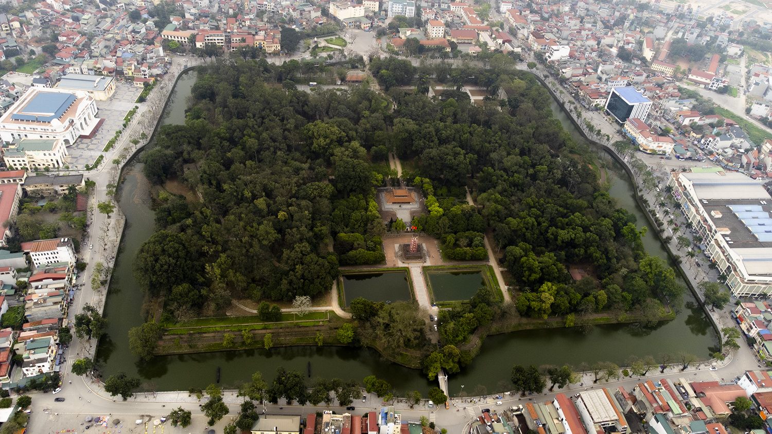 Unique relics of Son Tay ancient Citadel