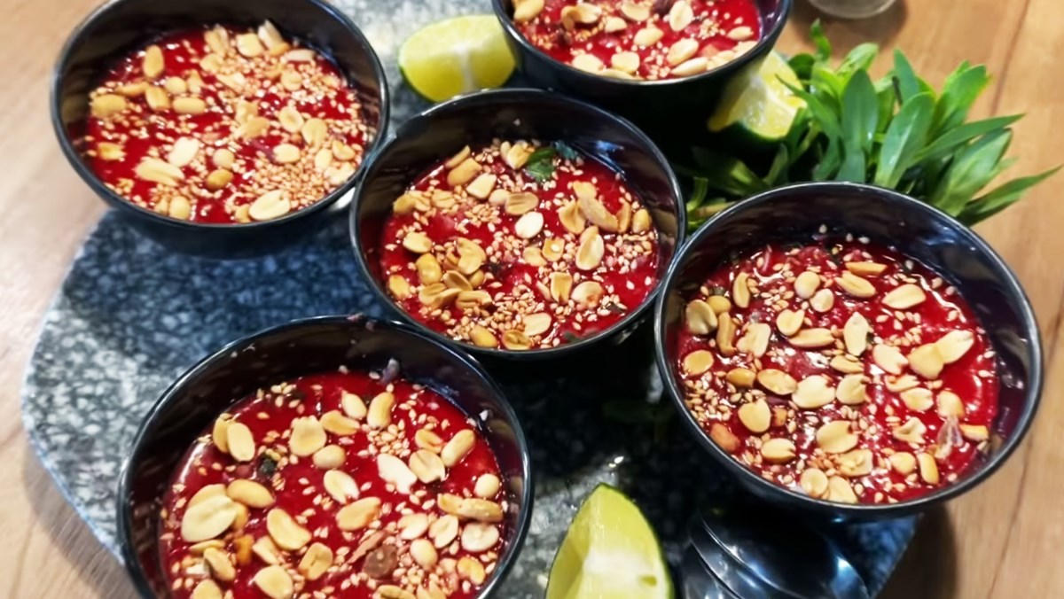Vietnamese blood soup (tiet canh): a dish for unique culinary experience