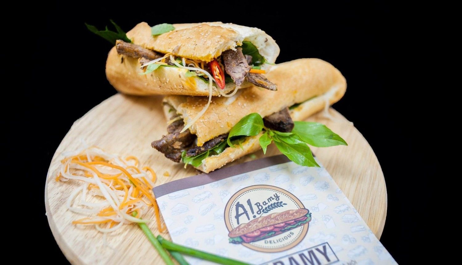 13 irresistible Hoi An’s street foods that will awaken your taste buds