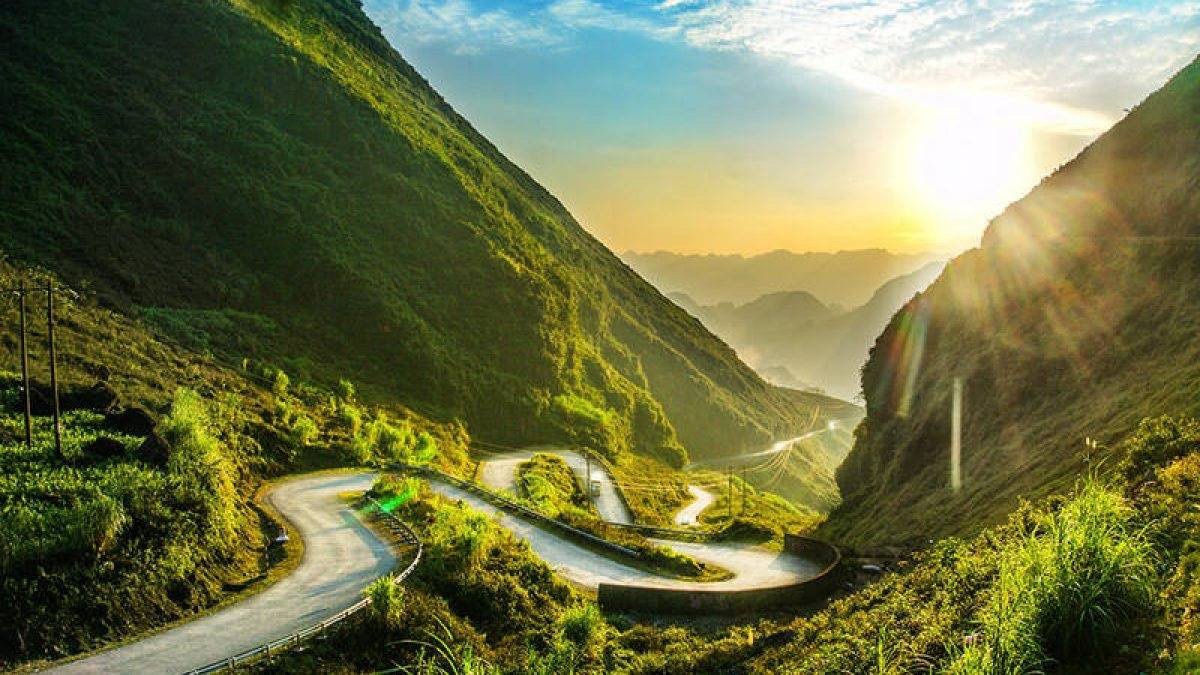 Exploring Vietnam’s Majestic North: Ha Giang Loop Adventure Guide
